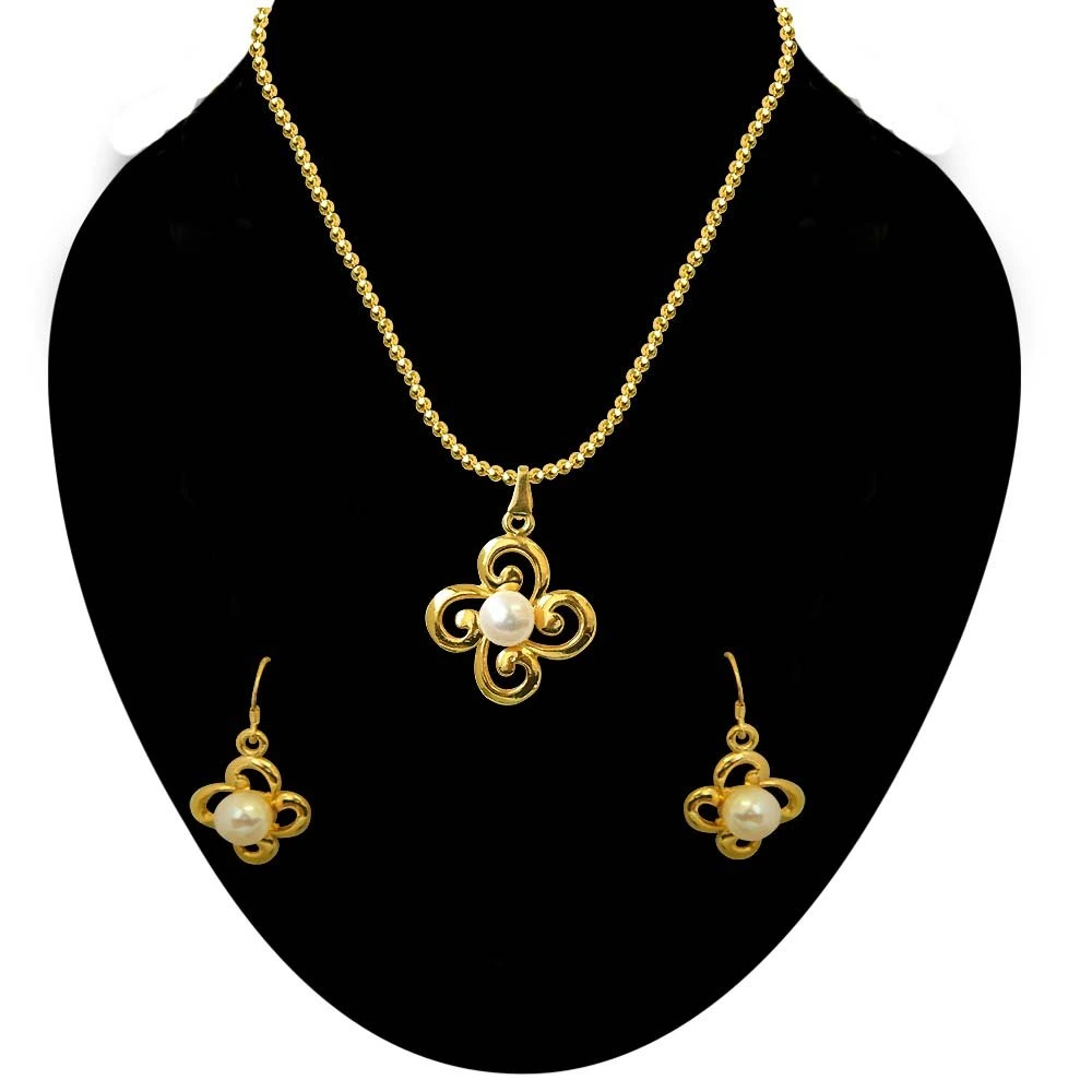 Trendy Button Pearl With Gold Plated Pendant with Chain & Matching Earring (SDS216)