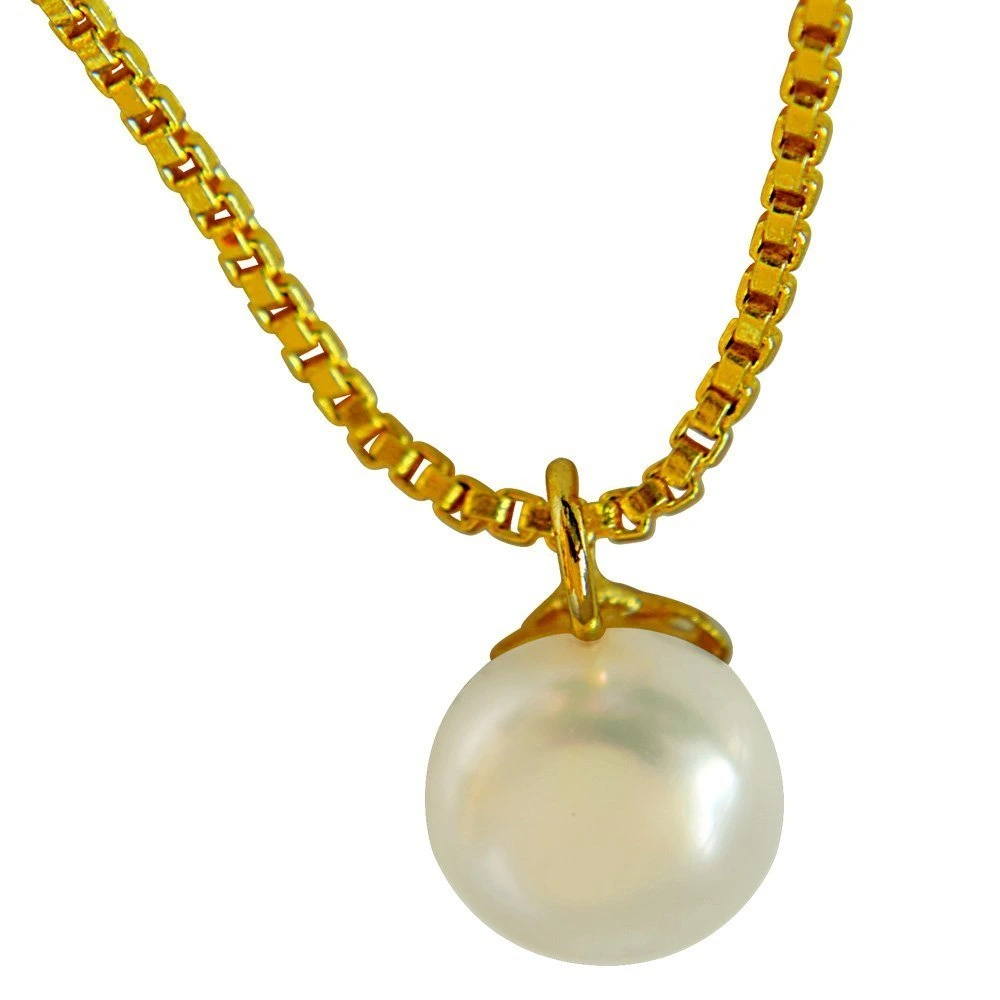 4.00 ct Round Button Natural Freshwater White Pearl 9mm Solitaire Pendant with Gold Plated Chain (SDS258)