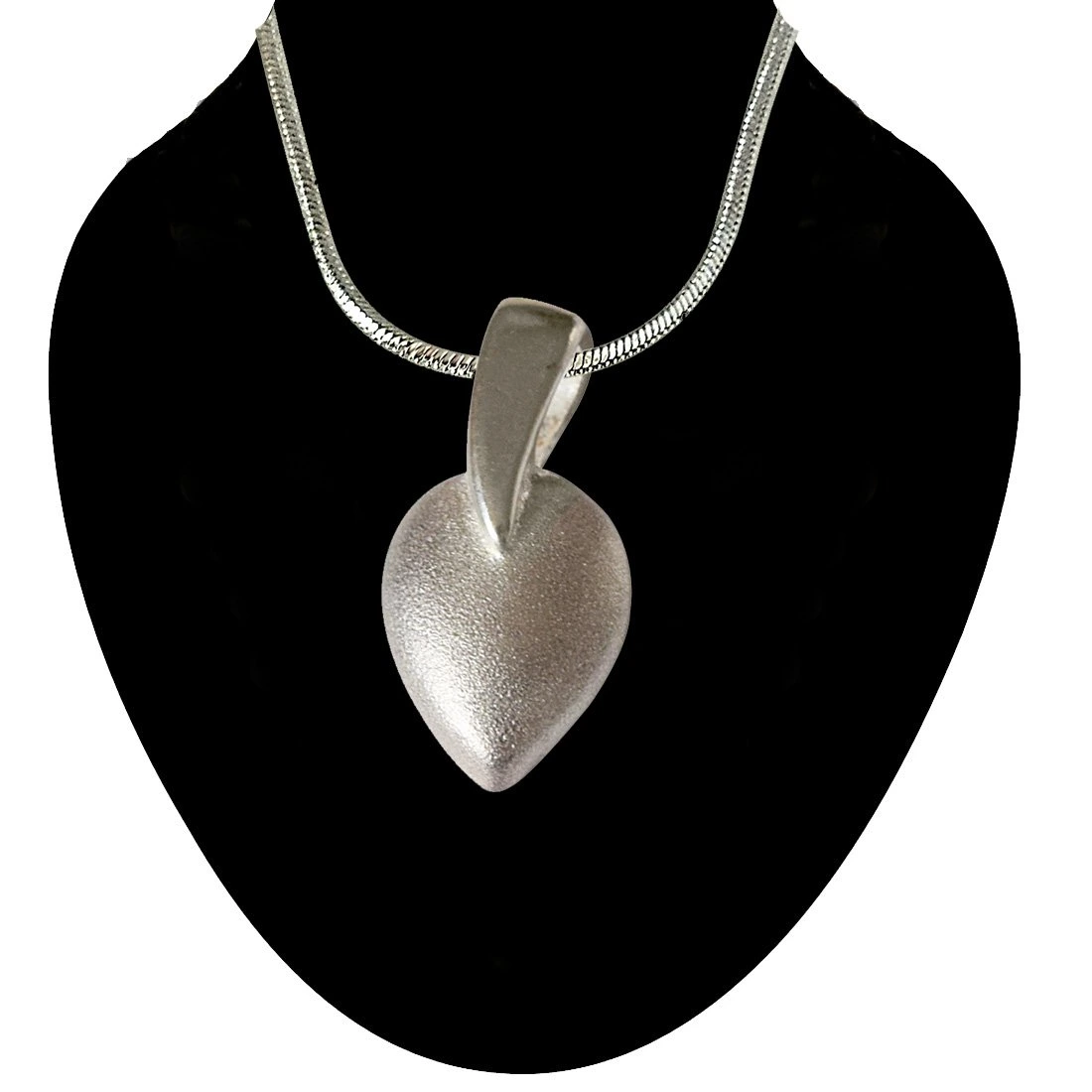 Leaf Shaped 925 Sterling Silver Pendant with Silver Finished Chain for Girls (SDS41)