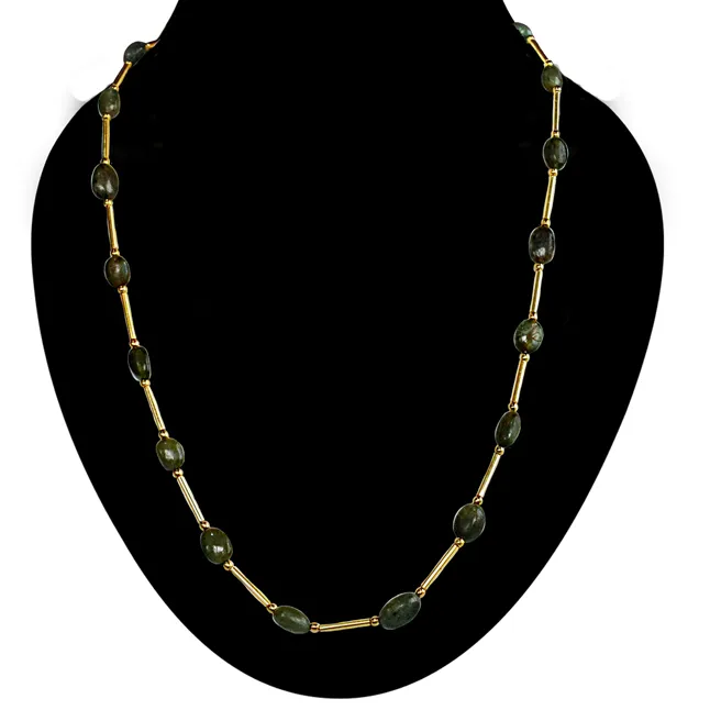 Step Into the Spotlight: The Real Green Oval Emerald & Gold-Plated Necklace (SN1071N)