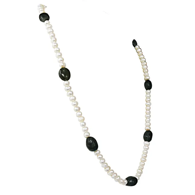 Real Freshwater Pearl & Green Oval Emerald Single Line Necklace for Women (SN1073N)