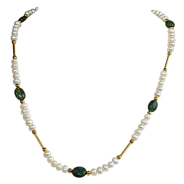 Emerald Whisper : The Seraphic Pearl and Emerald Necklace  Earrings (SN1074)