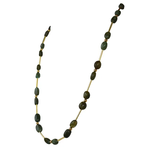 Lush Radiance: Emerald Enchantment Necklace Set for Women (SN1075)