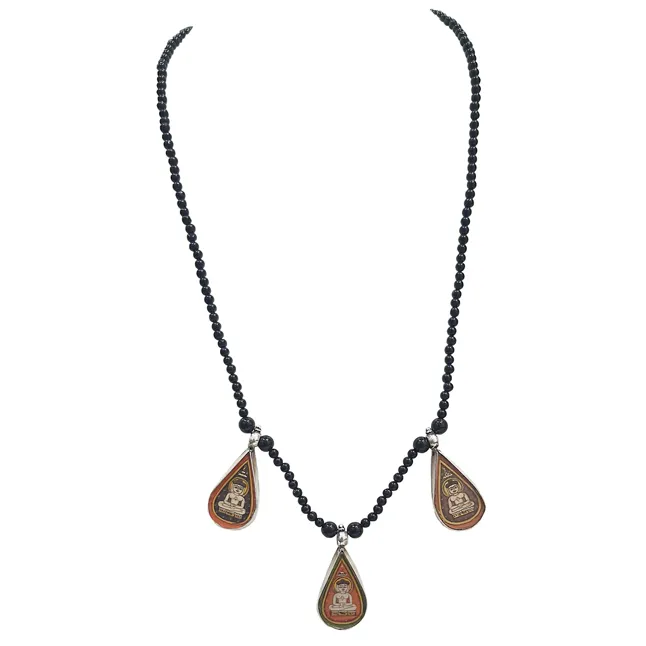 Wear Your Faith with Grace: The Exquisite Mahavir Pendant and Black Onyx Necklace (SN1087)