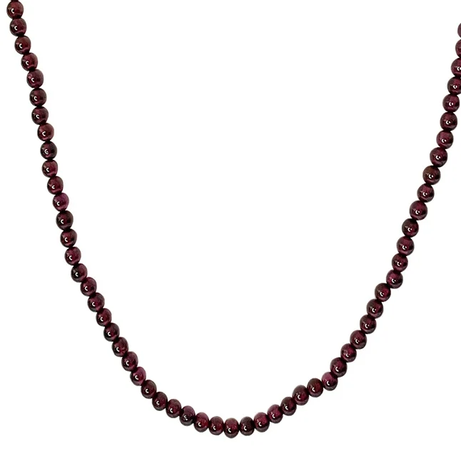 Garnet Glow: 18-Inch Semi-Precious Garnet & Gold-Plated Clasp Necklace (SN1090)