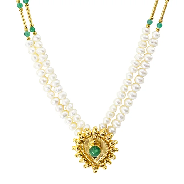 A Touch of Nature’s Beauty: Real Freshwater Pearl & Green Onyx Pendant Necklace