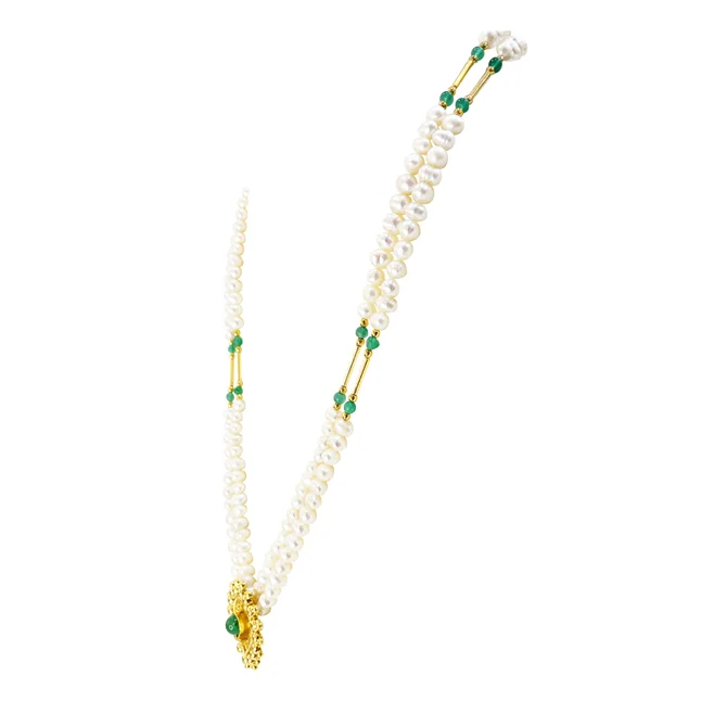 A Touch of Nature’s Beauty: Real Freshwater Pearl & Green Onyx Pendant Necklace