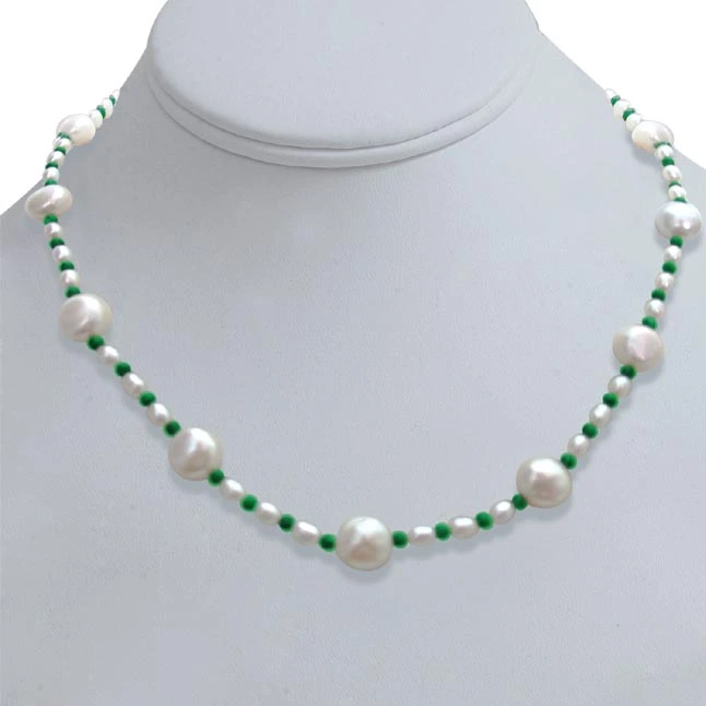 Pearl Diva - Single line Real Freshwater & Rice Pearl & Round Green Malachite Beads Necklace (SN265)