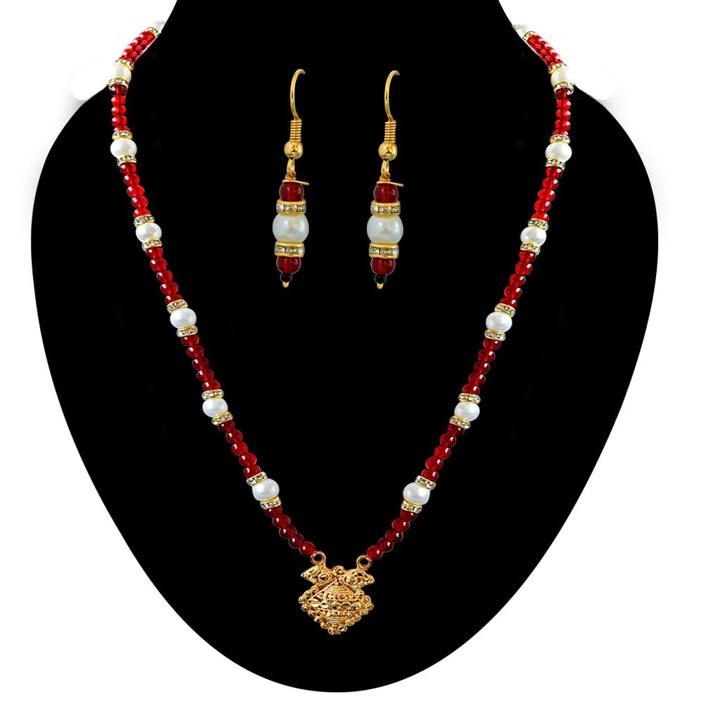 Geometrical Shaped Gold Plated Pendant, Red Stone & Shell Pearl Necklace Earring Set (SN695)