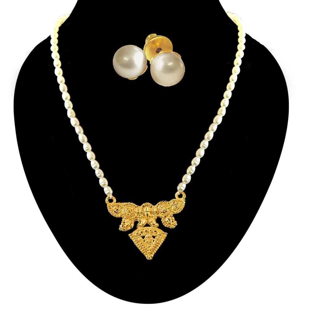Traditional Gold Plated Pendant & Real Rice Pearl Single Line Necklace with Pearl Studs (SN700)