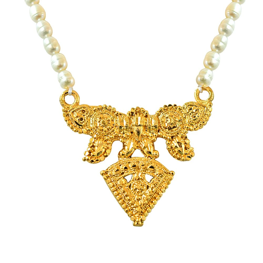 Traditional Gold Plated Pendant & Real Rice Pearl Single Line Necklace with Pearl Studs (SN700)