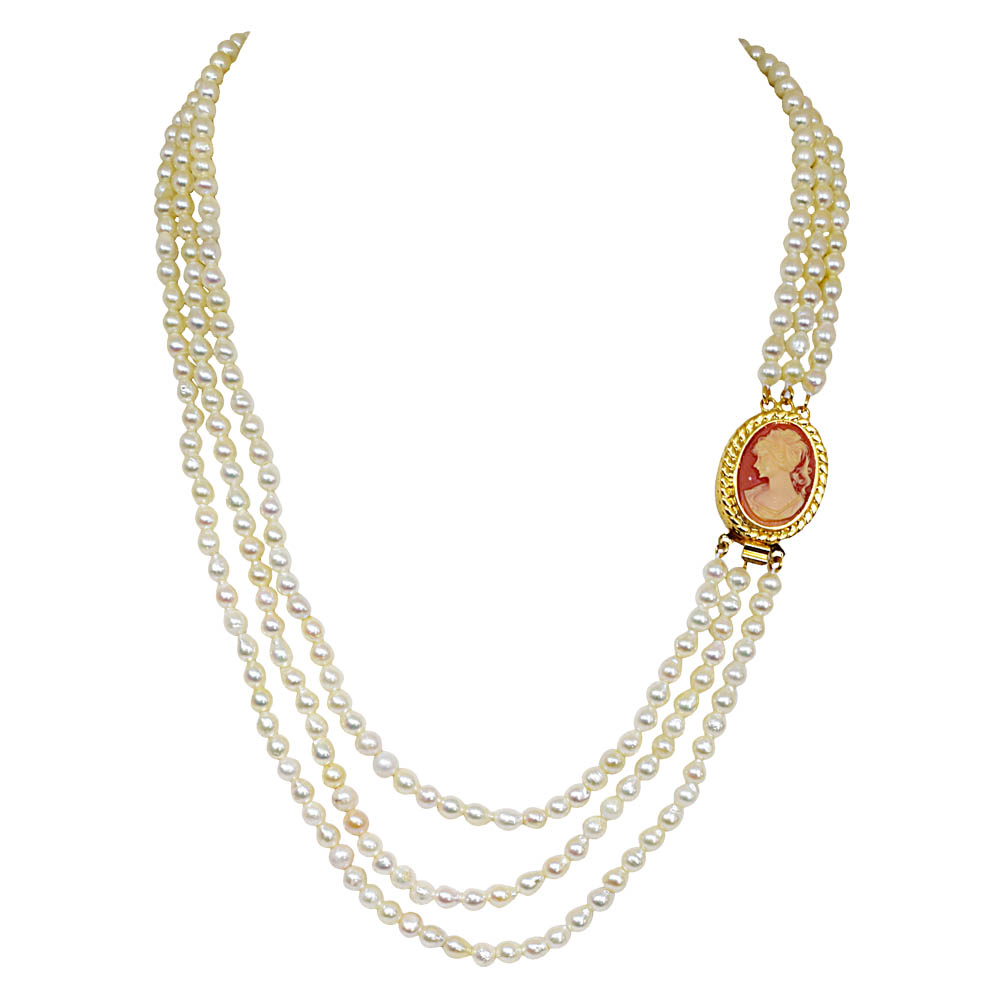long real pearl necklace