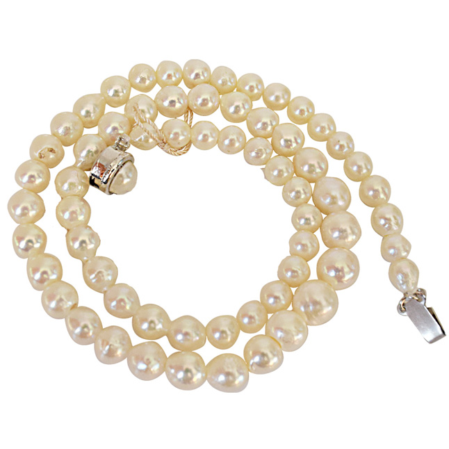 Fine 18 inches Single Line Real Japanese Cultured Pearl Necklace for Women, White Silky Smooth Pearls (SN887)