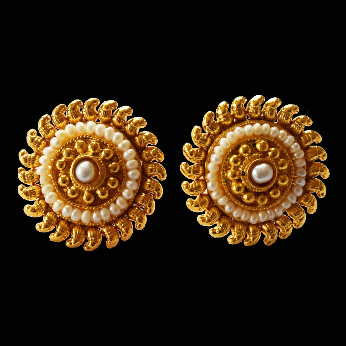Temple Shape Round Gold Plated Metal Freshwater Pearl Earrings (SP126ER)
