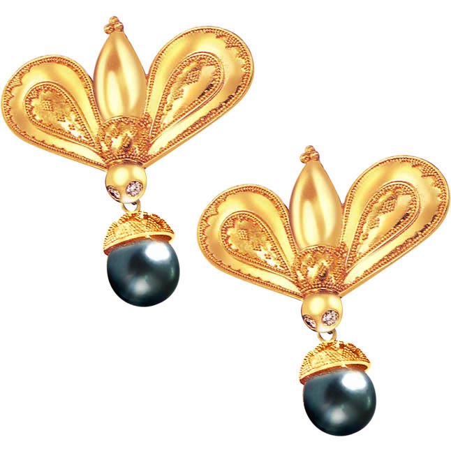 Hanging Pearl Diamond & Tahitian Pearl Earrings -Tahitian Pearl Earrings