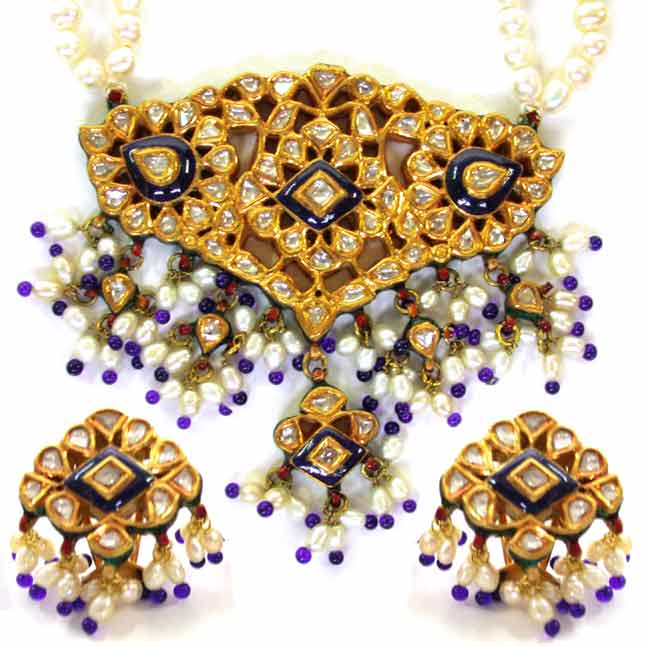 Jadthar Diamond Set with Pearls & Blue Beads (DN20)