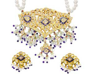 Jadthar Diamond Set with Pearls & Blue Beads (DN20)