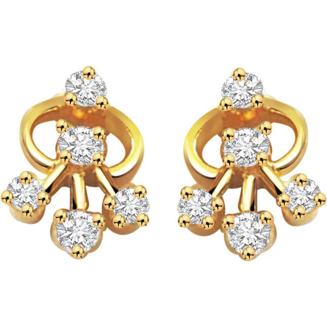 Graceful Gleaming Diamond Earrings -Designer Earrings