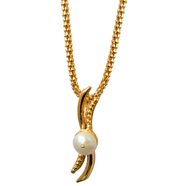 White Real Freshwater Pearl Gold Plated pendant & 22 IN Chain (SDS247)