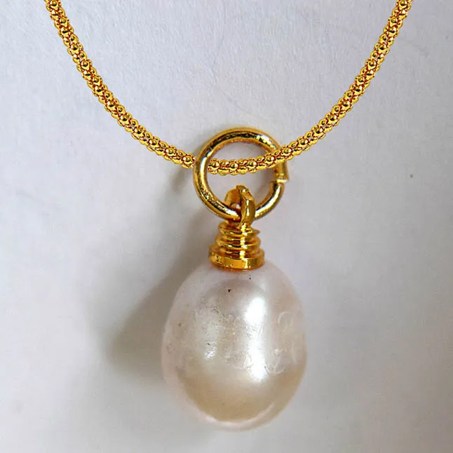 Pearl Pendant + Chain