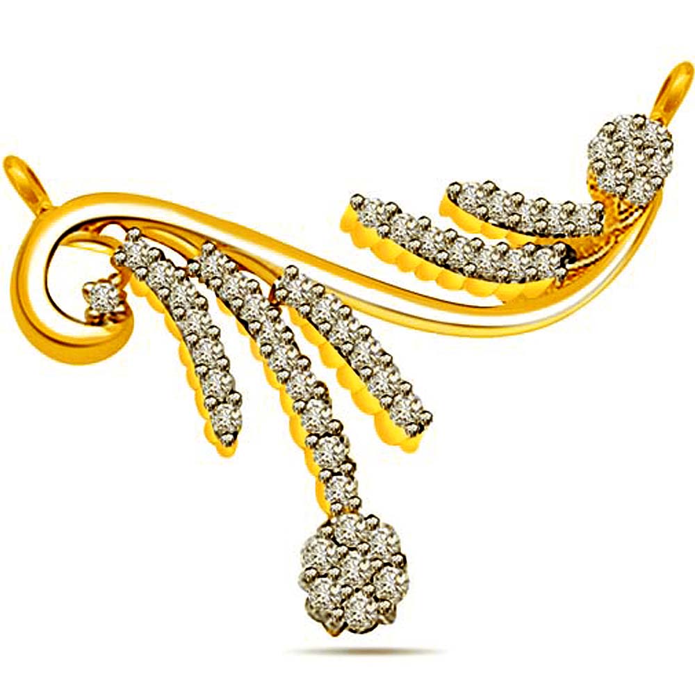 Sparkling Knot 0.65 cts Diamond Necklace Pendant
