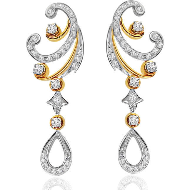 A Queen's Treasure - Trendy Diamond Earrings