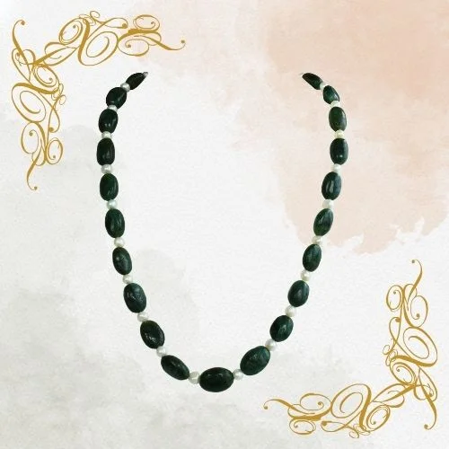 Emerald Enchantress: Oval Emerald & Pearl Symphony Necklace (SN1043)