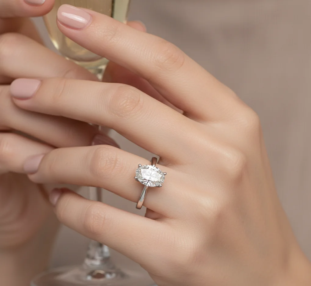 Oval cut diamond ring