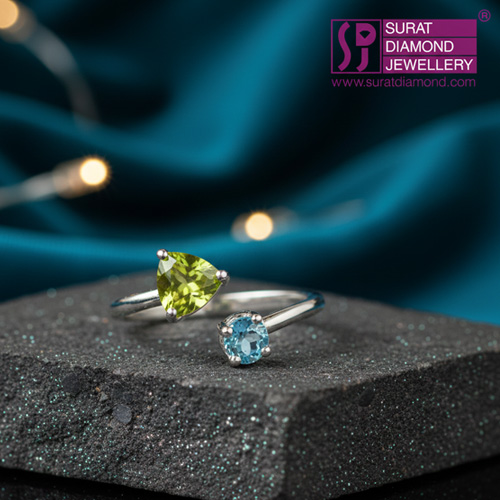 Enchanting Elegance: Trillion Green Peridot & Blue Topaz Silver Ring (GSR72)