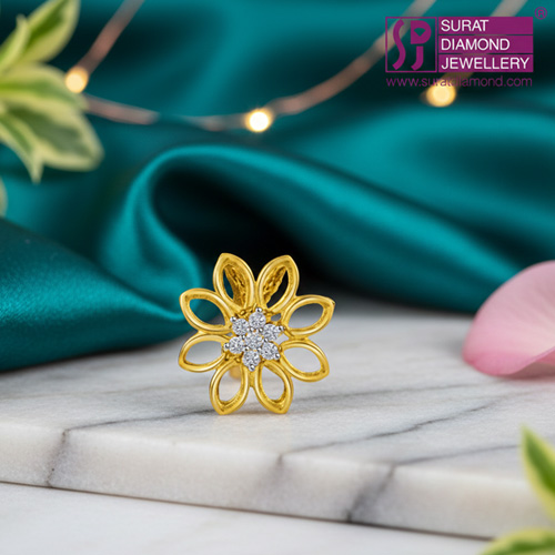 Flower Shaped Real Diamond Pendant in 18kt Yellow Gold (P932)
