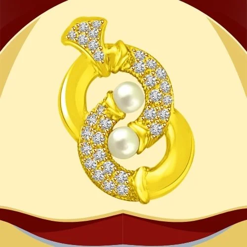 In my Arms Always Real Diamond & Gold Pretty Pendant for You (P908)