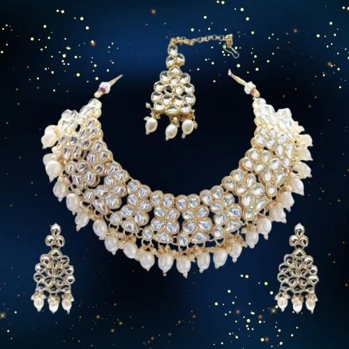 A Playful Symphony of Pearls & Stones: White Stone & Shell Pearl Fashion Jewellery Set